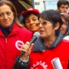 Arzu Çerkezoğlu and Rosa Pavanelli in a demonstration in 2015